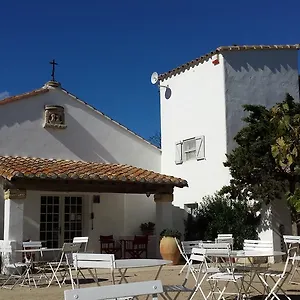 Hotel Cacharel
